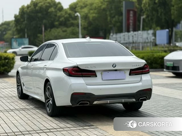 BMW 5 series 2023 Белый из Китая