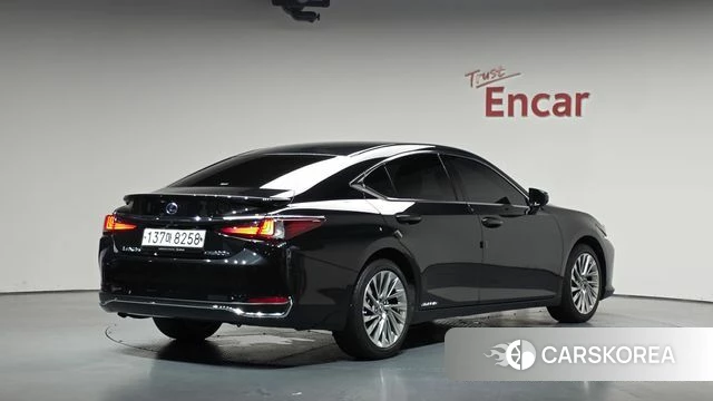 Lexus ES300h 7th generation 2021 Черный из Кореи
