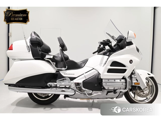 Проданный Honda GL1800 2014 из Японии