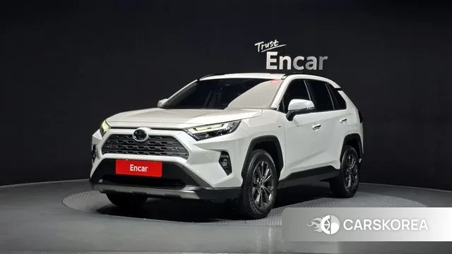 Toyota RAV4 5th Generation 2025 Белый из Кореи