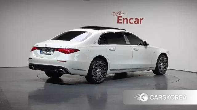 Mercedes-Benz S-Class W223 2023 Белый из Кореи