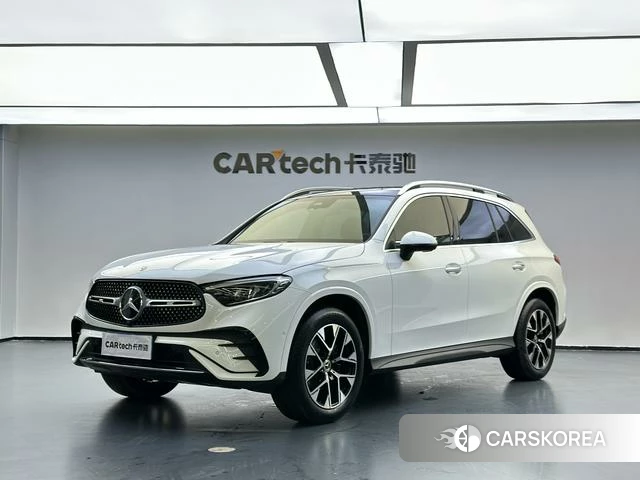 Mercedes-Benz GLC 2023 Белый из Китая