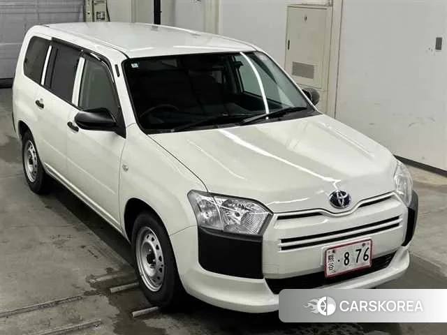 Toyota Probox 2023 из Японии