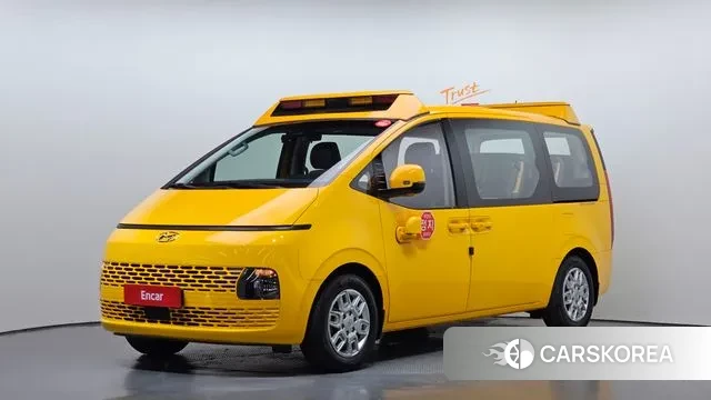 Hyundai Staria 2022 Желтый из Кореи