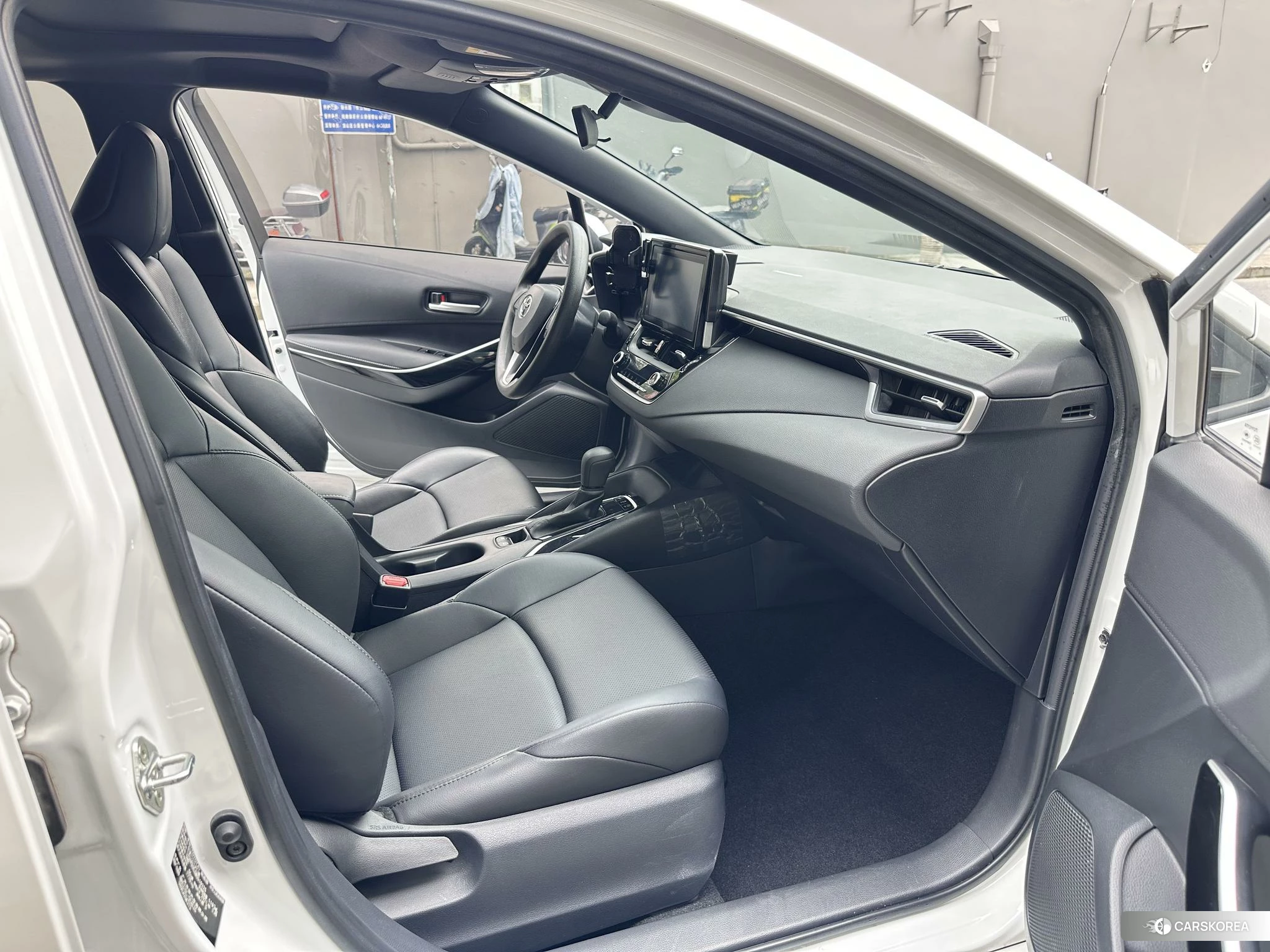 Toyota Lei Ling 2020 Белый из Китая