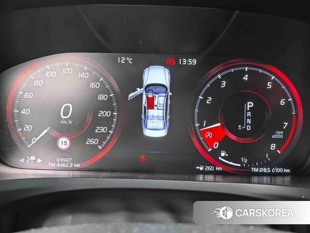 Volvo S60 2021 Серебристо-серый из Китая