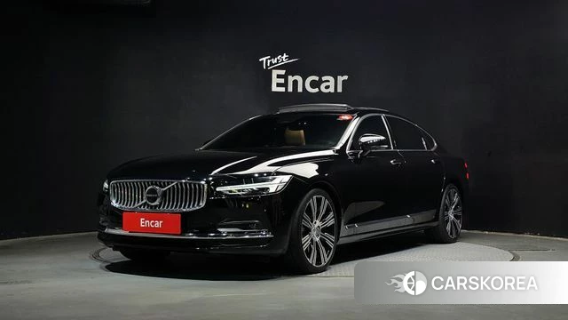Volvo S90 2022 Черный из Кореи