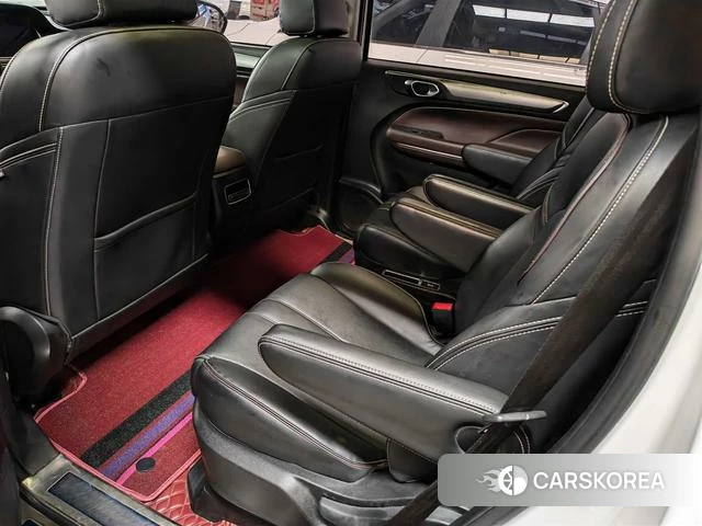 GAC Trumpchi Trumpchi M6 2023 Белый из Китая