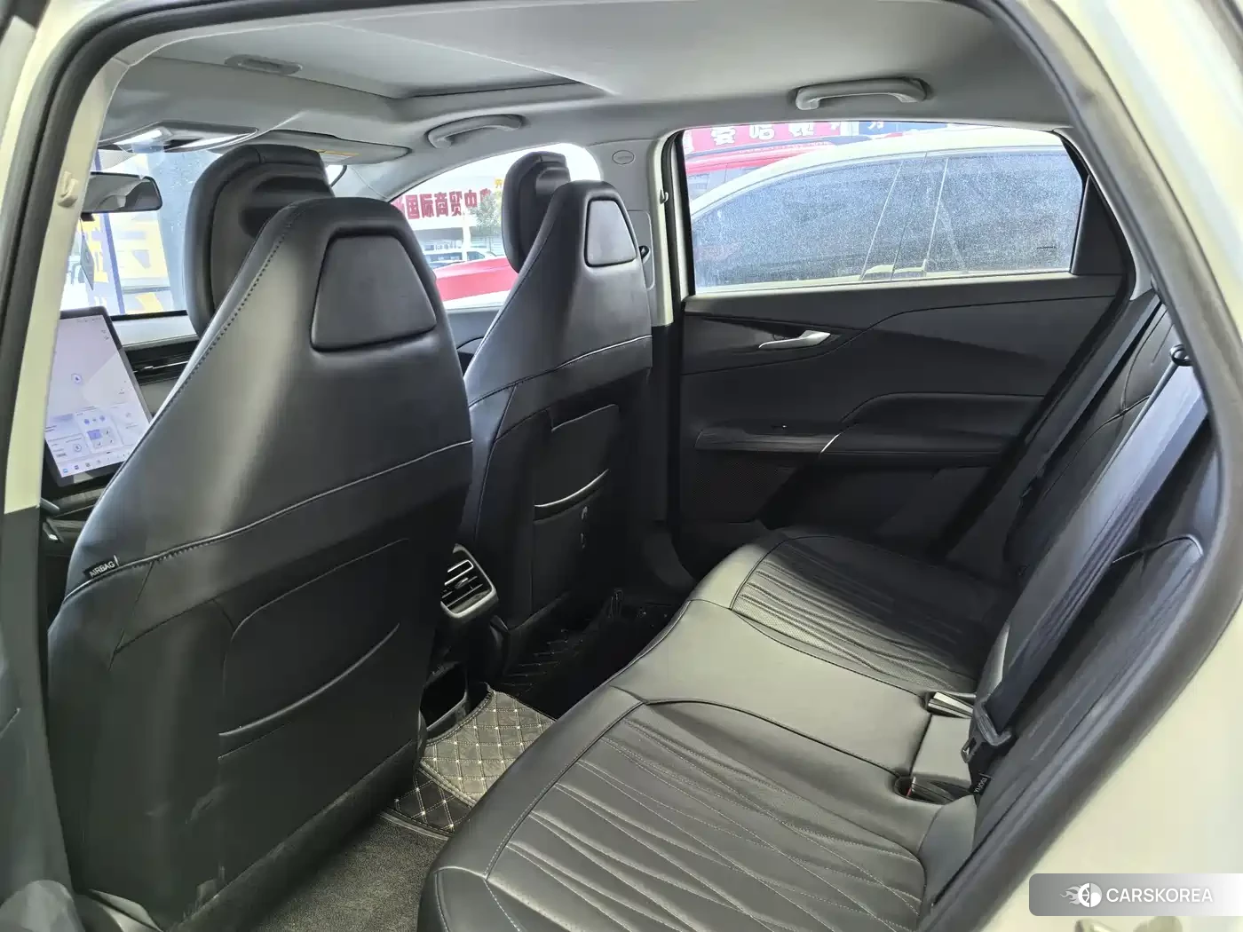 Chang'an Yidong PHEV 2026 Белый из Китая