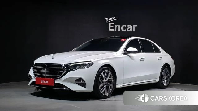 Mercedes-Benz E-Class W214 2024 Белый из Кореи