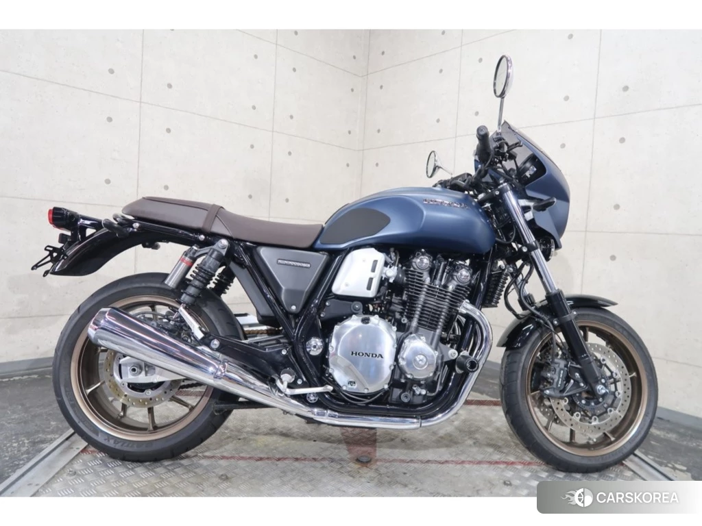 Проданный Honda CB1100RS 2022 из Японии