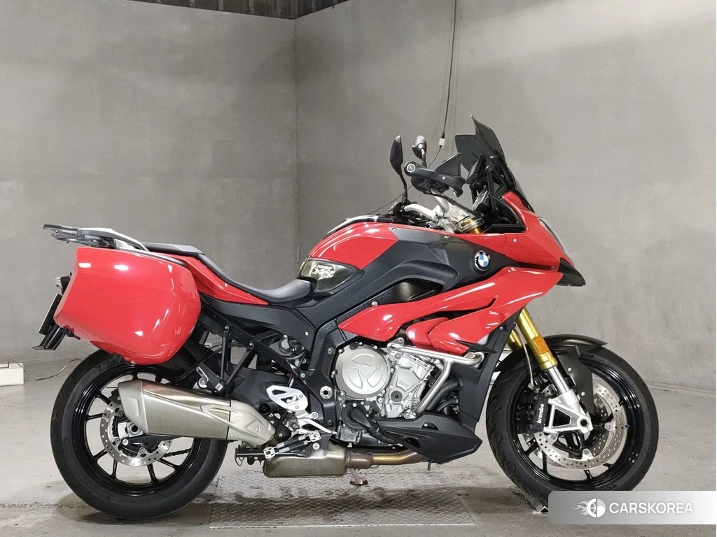 Проданный BMW S1000XR 2018 из Японии