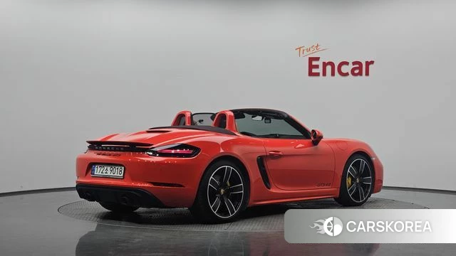 Porsche 718 Boxster 2021 Оранжевый из Кореи