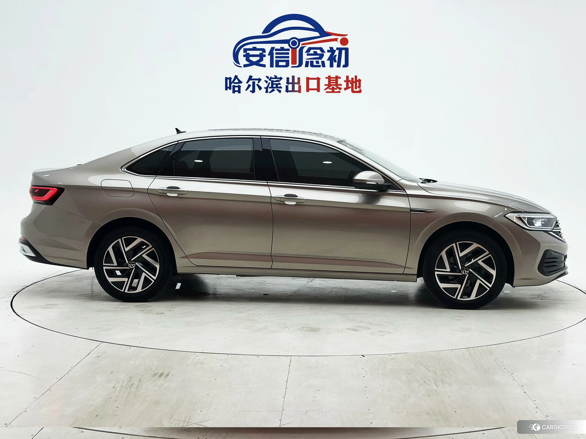 Volkswagen Sagitar 2022 Шампань из Китая