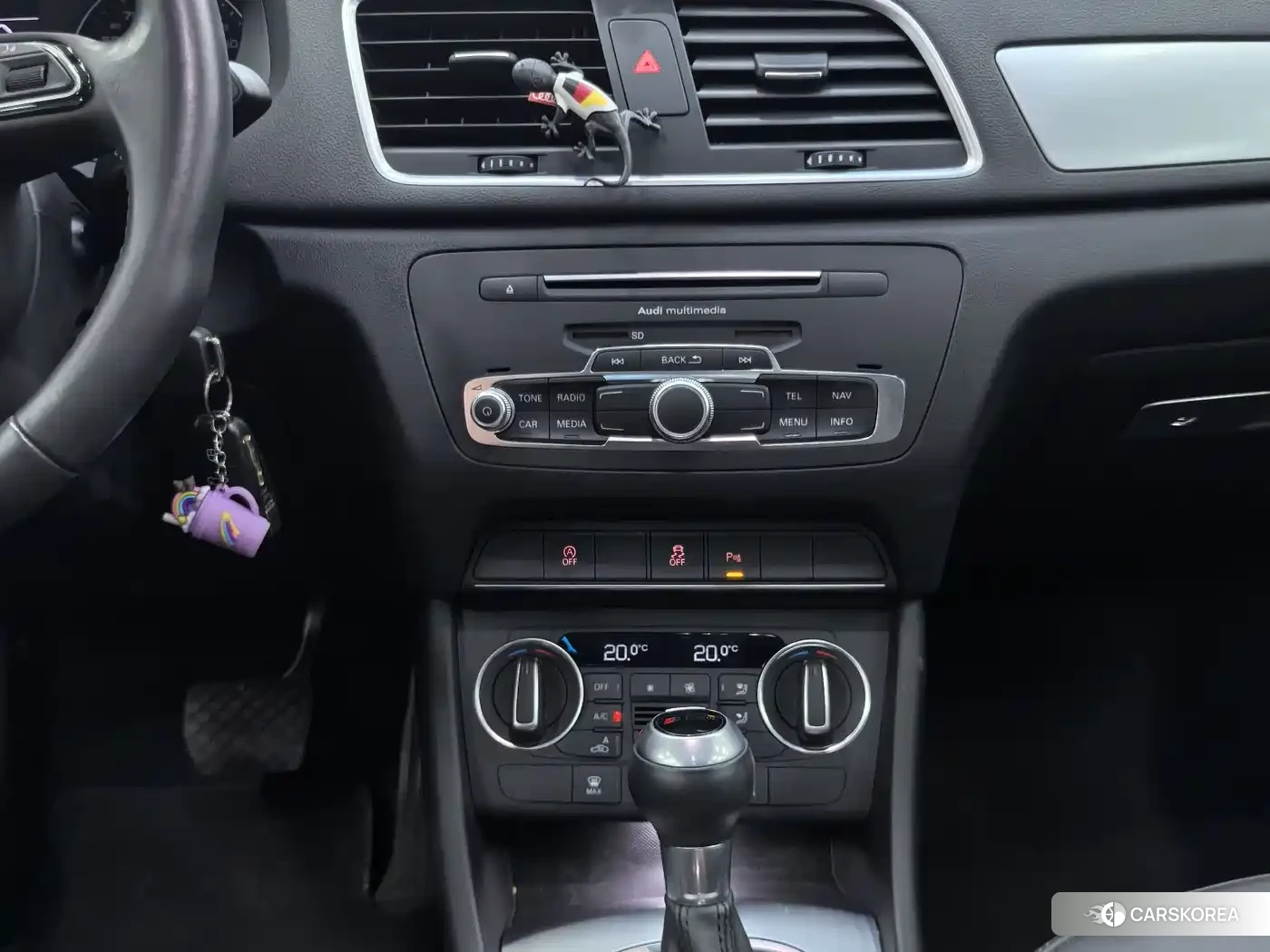 Audi Q3 2019 Белый из Китая