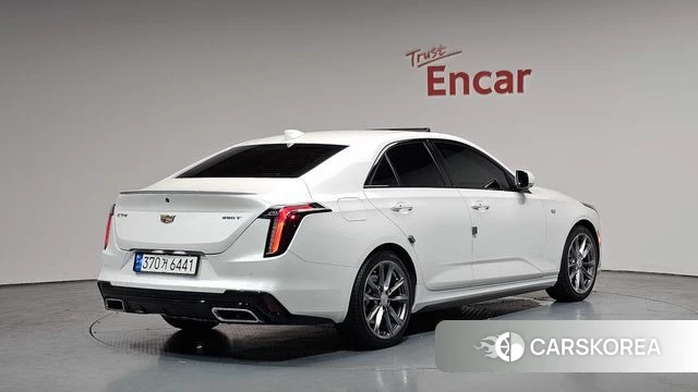 Cadillac CT4 2020 Белый из Кореи