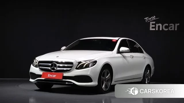 Mercedes-Benz E-Class W213 2018 Белый из Кореи