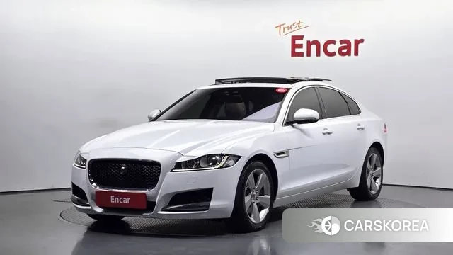 Jaguar XF (X260) 2018 Белый из Кореи