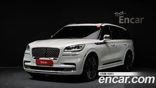 Lincoln Aviator 2nd generation 2021 Белый из Кореи