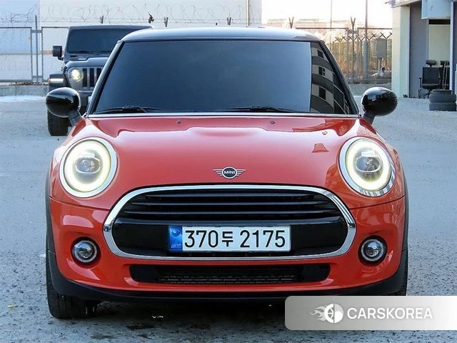 Mini Cooper 2021 Красный из Кореи