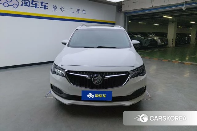 Buick GL6 2022 Белый из Китая