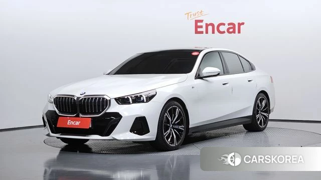 BMW 5 Series (G60) 2024 Белый из Кореи