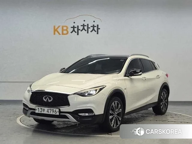 Infiniti QX30 2018 Белый из Кореи