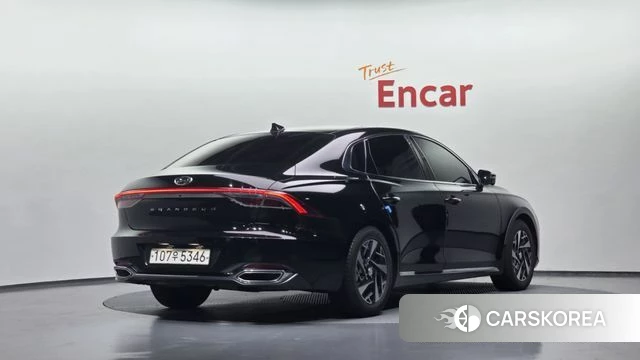 Hyundai The New Grandeur IG Hybrid 2020 Черный из Кореи