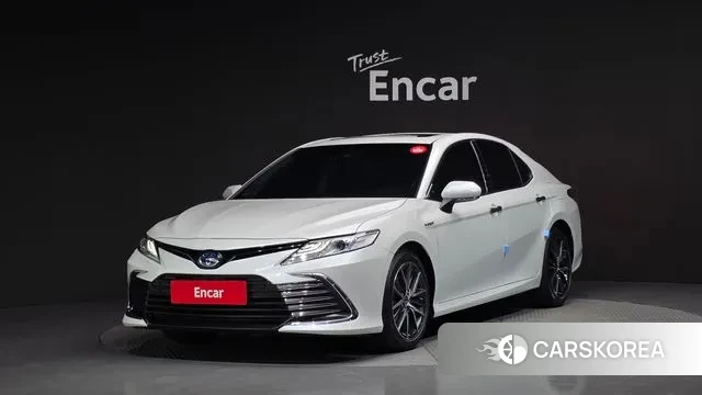 Toyota Camry (XV70) 2024 Белый из Кореи