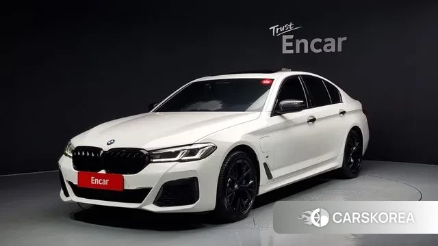 BMW 5 Series (G30) 2021 Белый из Кореи