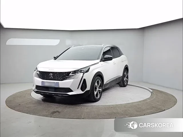Peugeot 3008 second generation 2021 Белый из Кореи