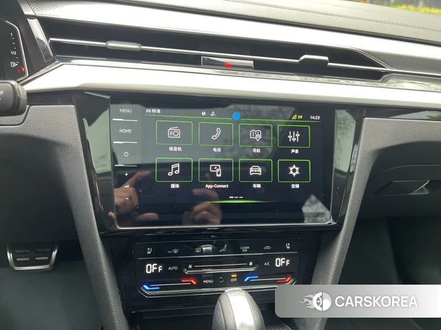 Volkswagen CC 2023 Белый из Китая