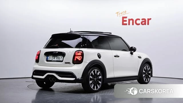Mini Cooper S 2021 Жемчужный цвет из Кореи