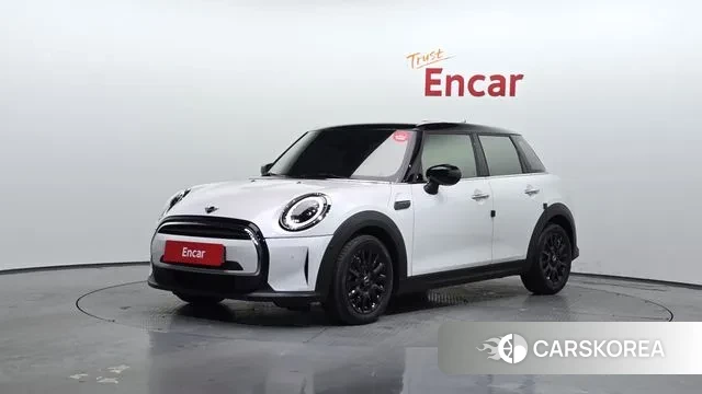 Mini Cooper 2024 Белый из Кореи