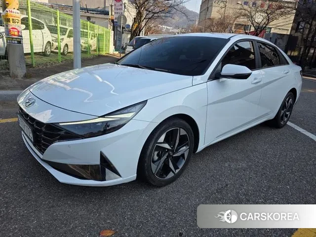 Hyundai Avante (CN7) 2021 Белый из Кореи