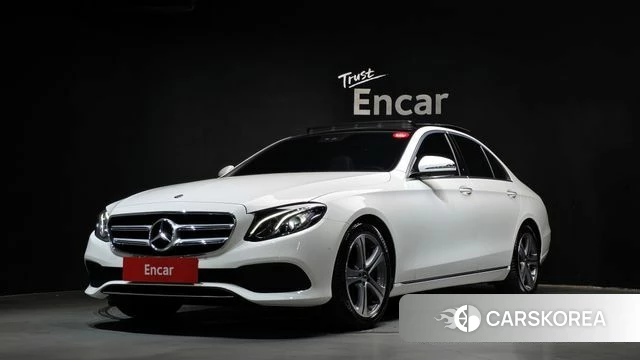 Mercedes-Benz E-Class W213 2019 Белый из Кореи