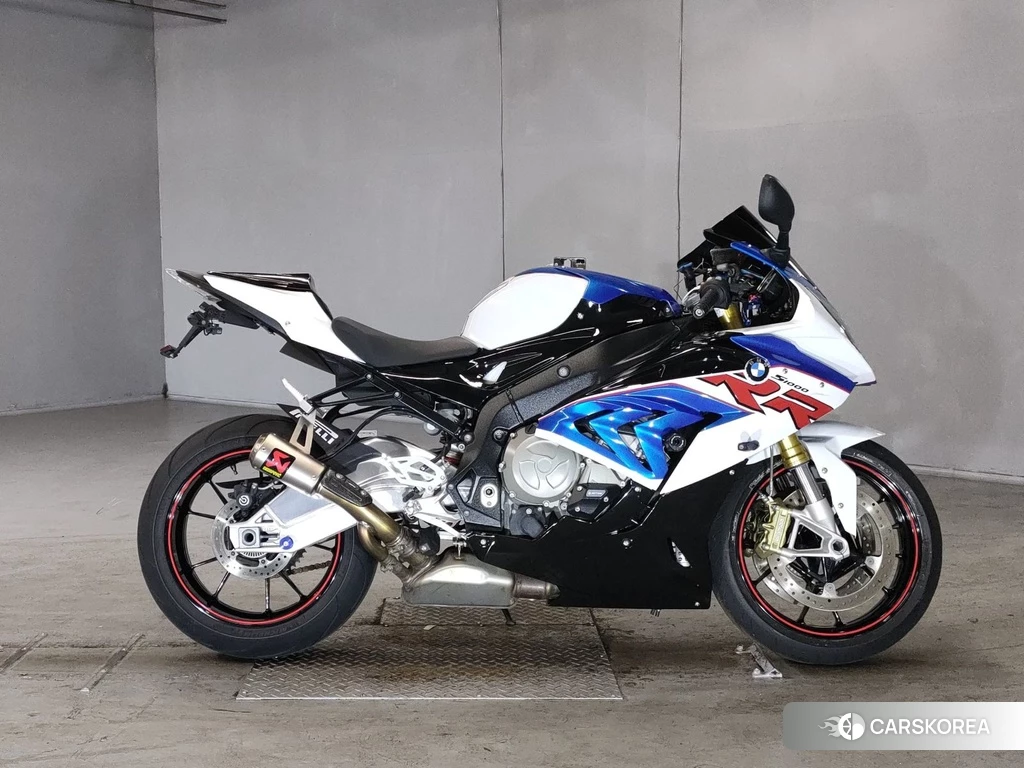 Проданный BMW S1000RR 2017 из Японии
