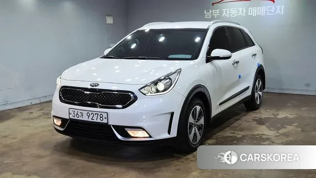 Kia Niro 2018 Белый из Кореи