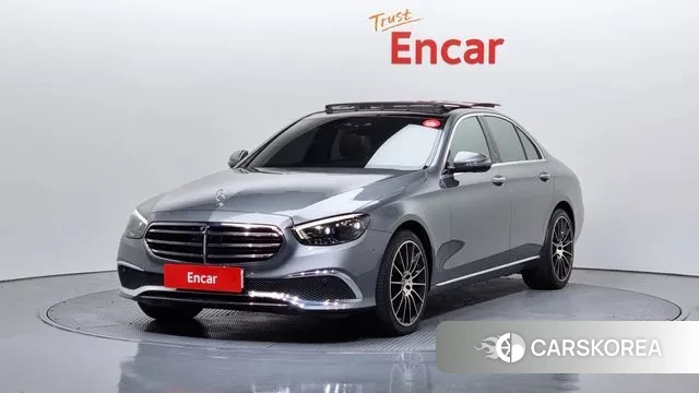 Mercedes-Benz E-Class W213 2021 Серый из Кореи