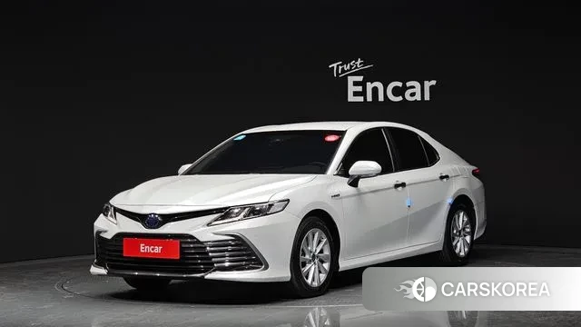 Toyota Camry (XV70) 2022 Белый из Кореи