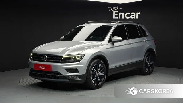 Volkswagen Tiguan second Generation 2018 Серебряный из Кореи