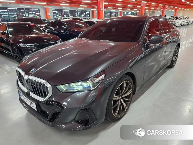 BMW 5 Series (G60) 2025 Серый из Кореи