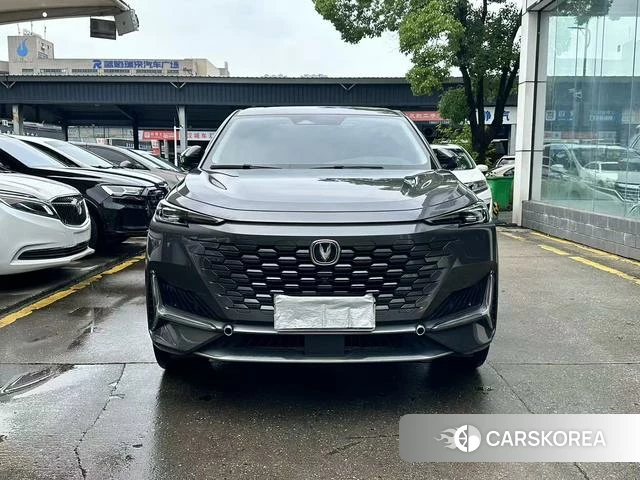 Chang'an UNI-K 2021 Темно-серый из Китая