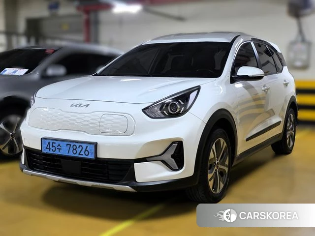 Kia Niro Plus 2022 Белый из Кореи