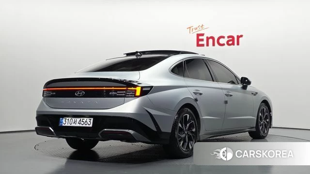 Hyundai Sonata D Edge (DN8) 2023 Серебряный из Кореи