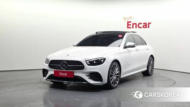 Mercedes-Benz E-Class W213 2022 Белый из Кореи