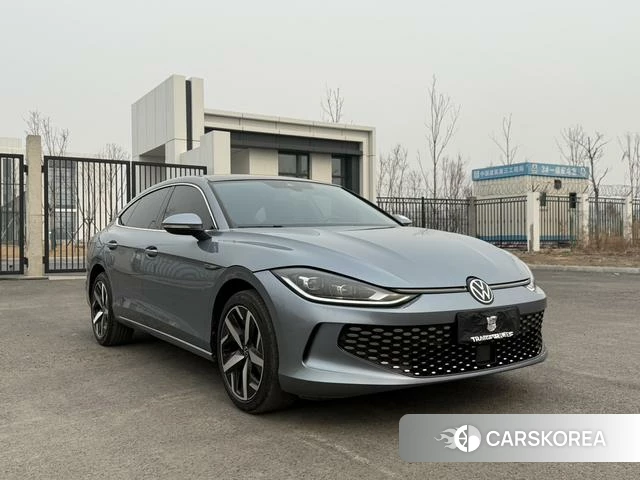 Volkswagen Lingdu 2022 Синий из Китая