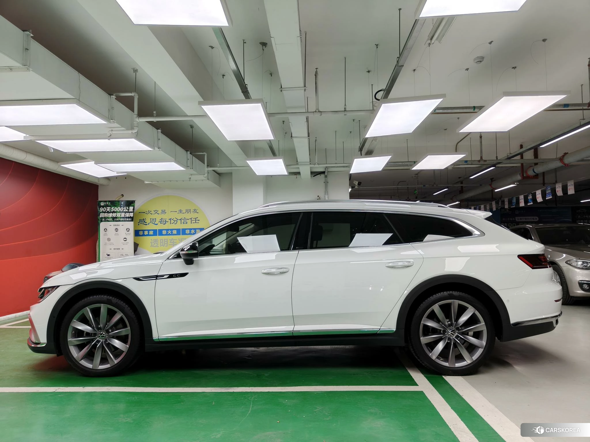 Volkswagen CC 2022 Белый из Китая