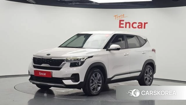Kia Seltos 2021 Белый из Кореи