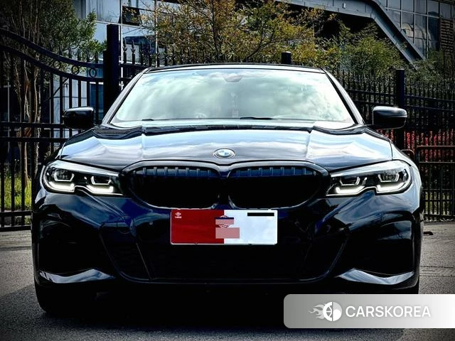 BMW 3 series 2022 Черный из Китая